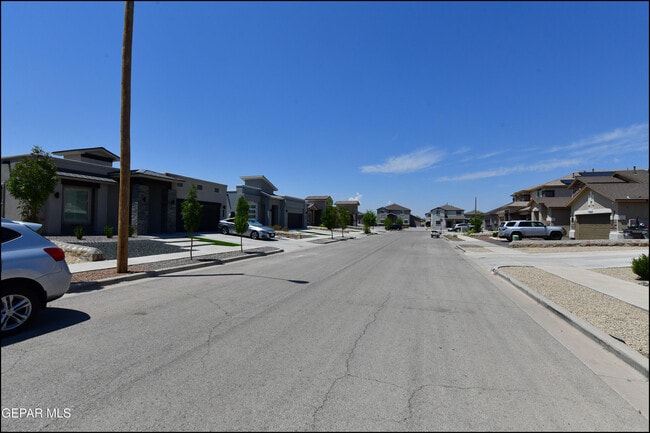 Building Photo - 14717 Tierra Escape Ave