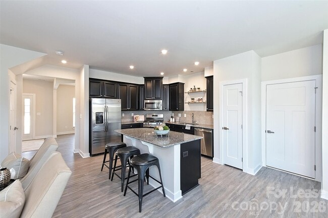 Building Photo - 12620 ES Draper Dr