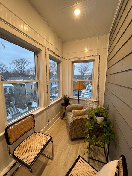 Building Photo - 42 Gorham St