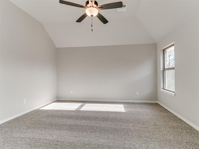 Building Photo - 12200 Rockbed Dr