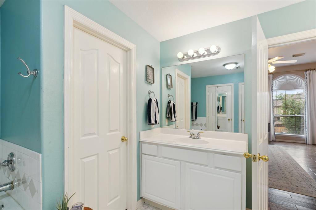 Building Photo - 7606 N Linpar Ct