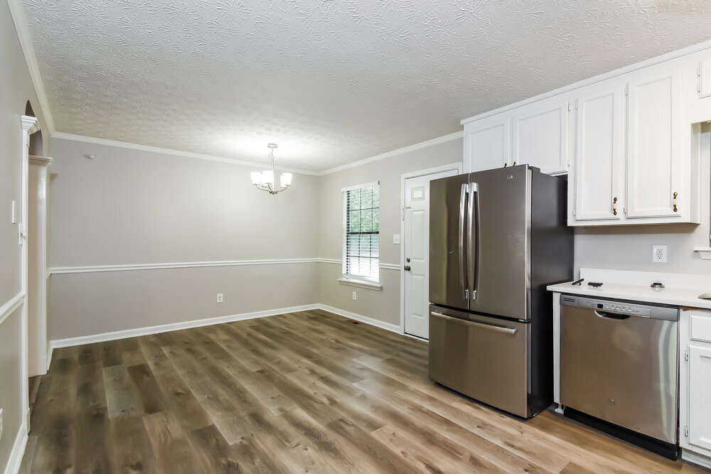 Building Photo - 2721 Candler Ln
