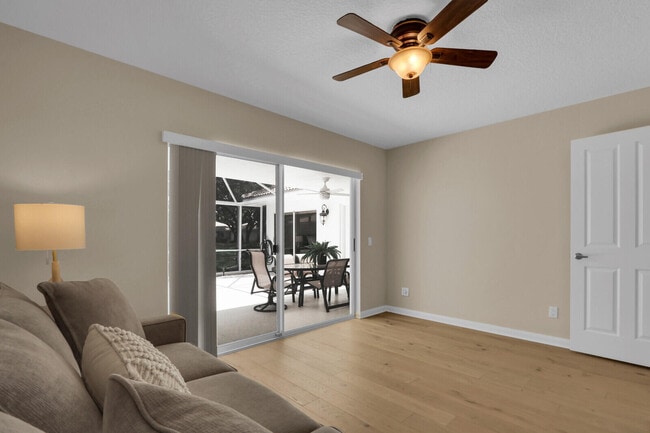 Building Photo - 7904 Chapman Oak Ct