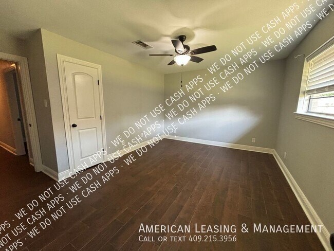 Building Photo - 2207 Spring Oak Ln