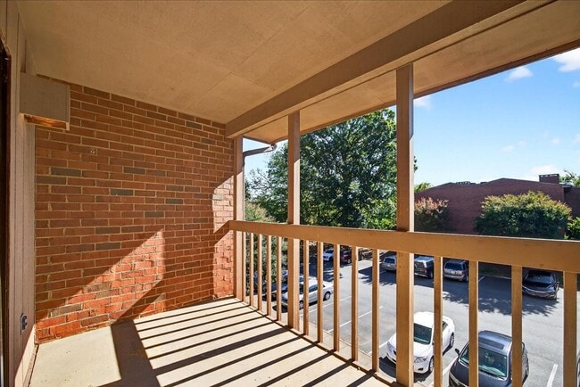 Building Photo - 113 Turtle Creek Rd