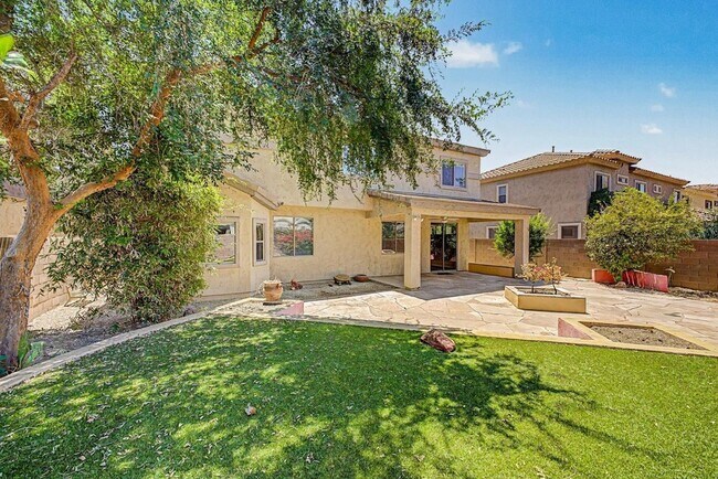 Building Photo - 472 W Pelican Dr