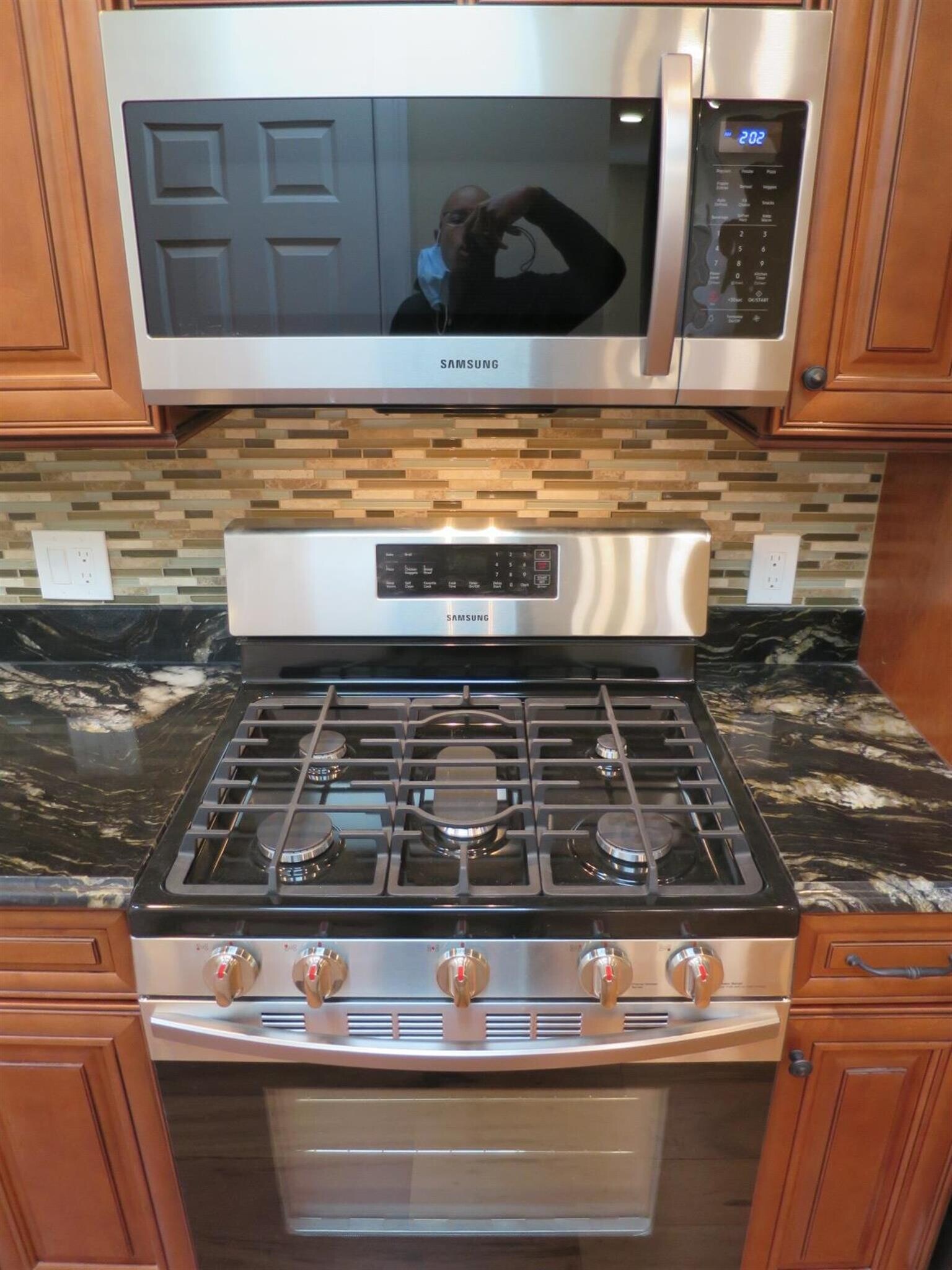 Building Photo - 123 Inman St