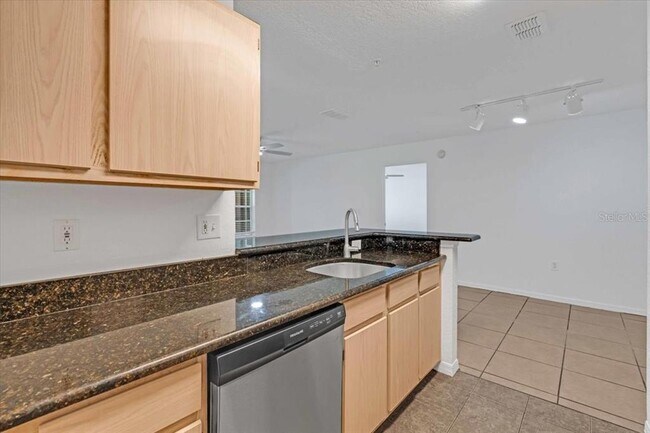 Building Photo - 7417 Vista Way