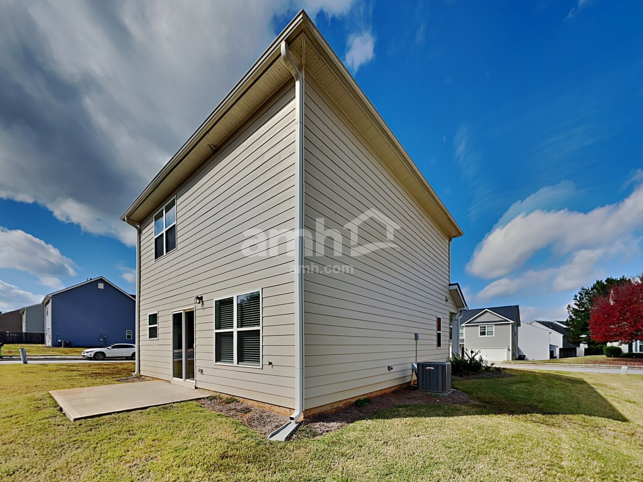 Building Photo - 8138 Willowbank Way