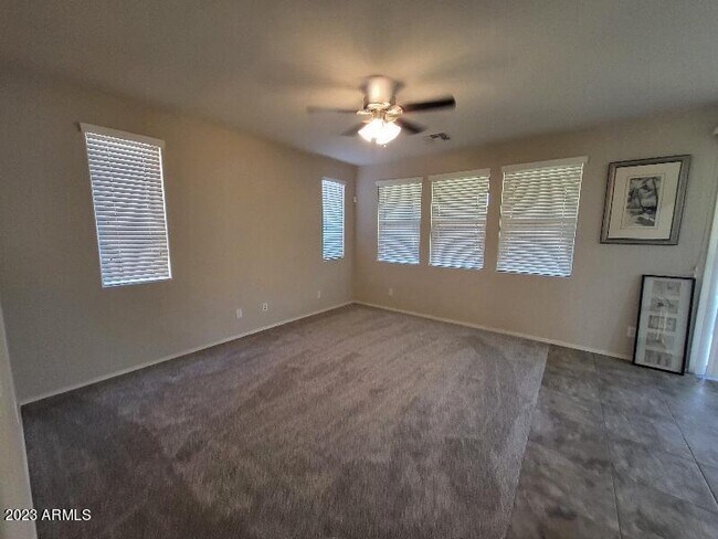 Building Photo - 7255 N 89th Dr