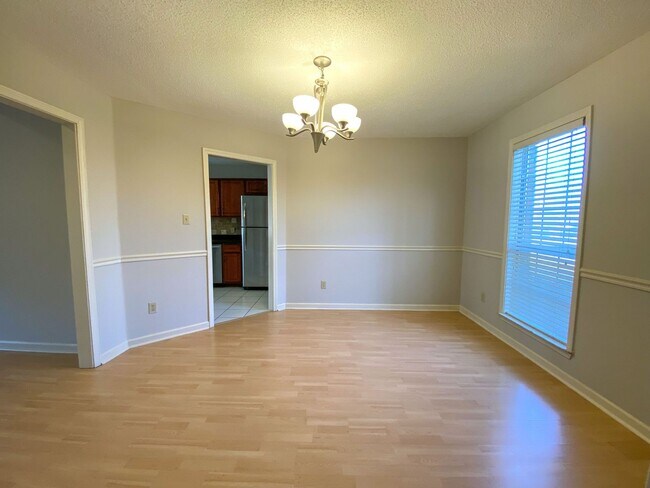 Building Photo - 8294 Floral Spring Dr