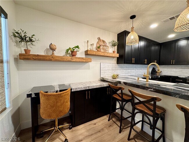 Building Photo - 5269 Crooked Valley Dr