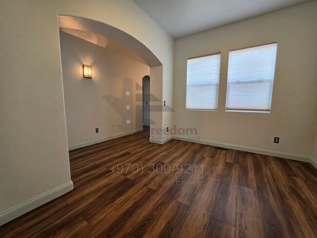 Building Photo - 2096 Two Wood Dr