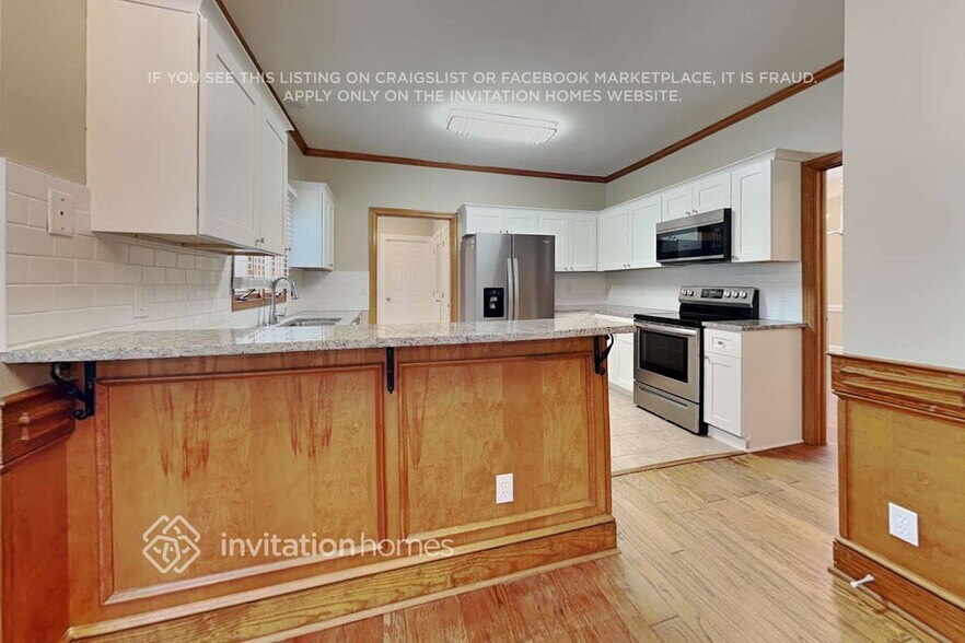 Building Photo - 1002 Briarcliff Rd