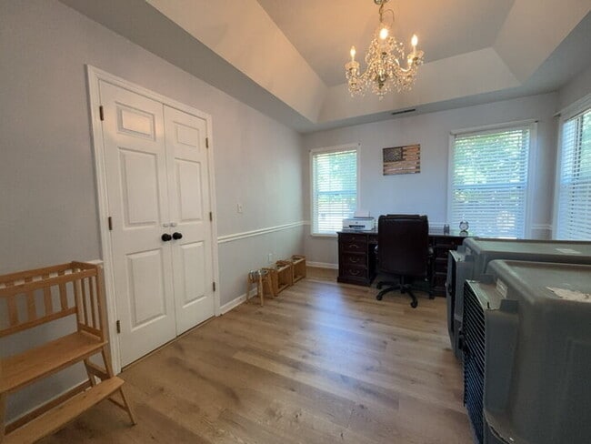 Building Photo - 1009 Ariel Ct