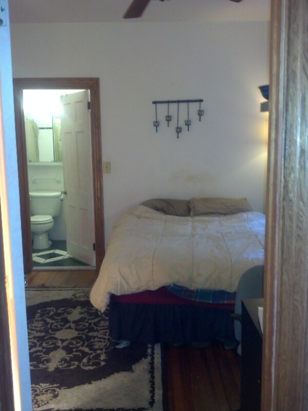 Building Photo - 103 W 39th St