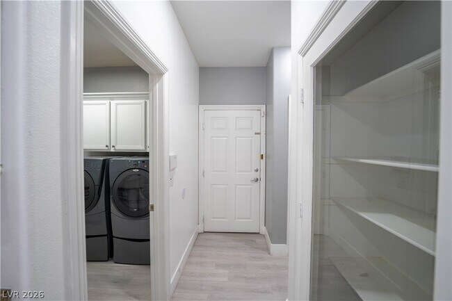 Building Photo - 4875 Impressario Ct