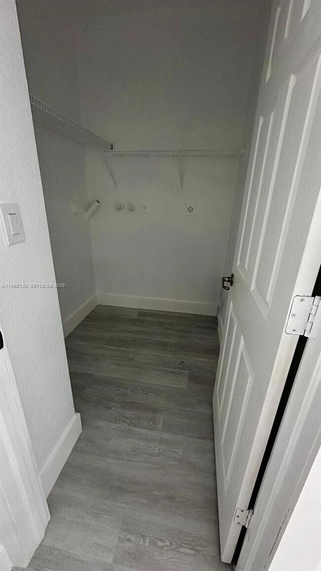 Building Photo - 11362 SW 137th Pl