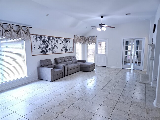 Building Photo - 19831 Hamlet Shadow Ln