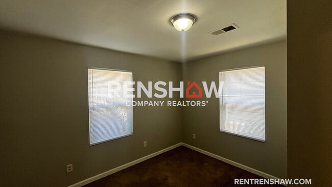 Building Photo - 2457 Hale Ave