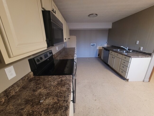 Building Photo - 524 N 34th St