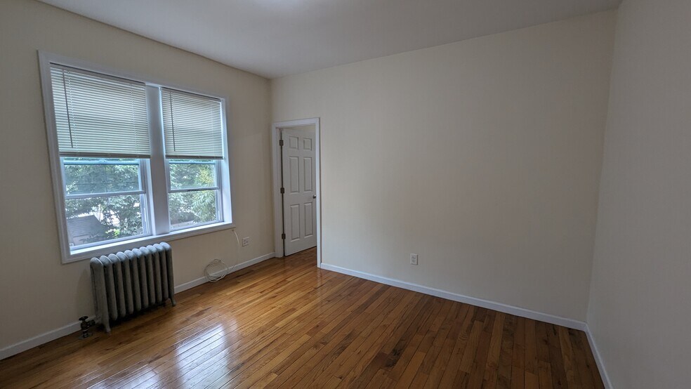 Building Photo - 45-47 Newkirk St