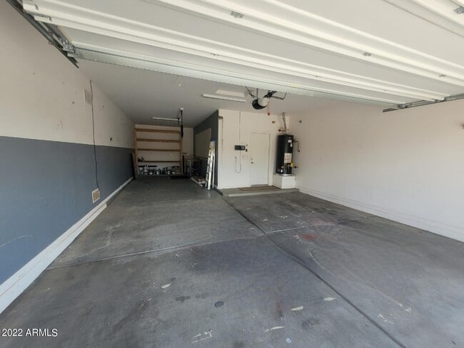 Building Photo - 19350 W Oregon Ave