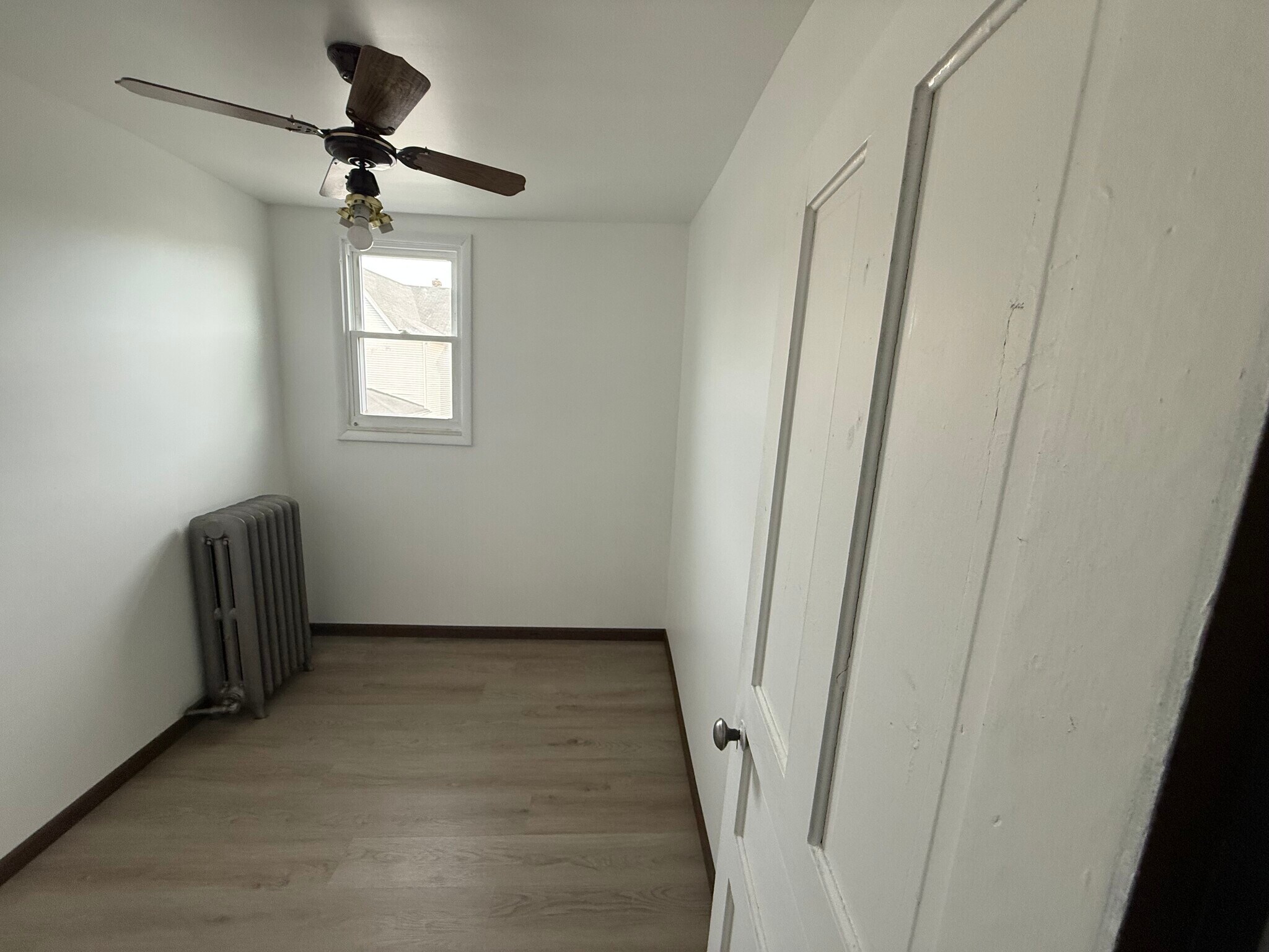 Building Photo - 2408 7th Ave