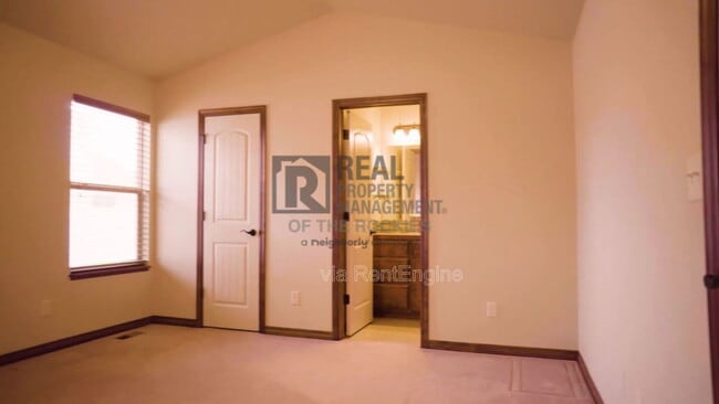 Building Photo - 6837 Langland St