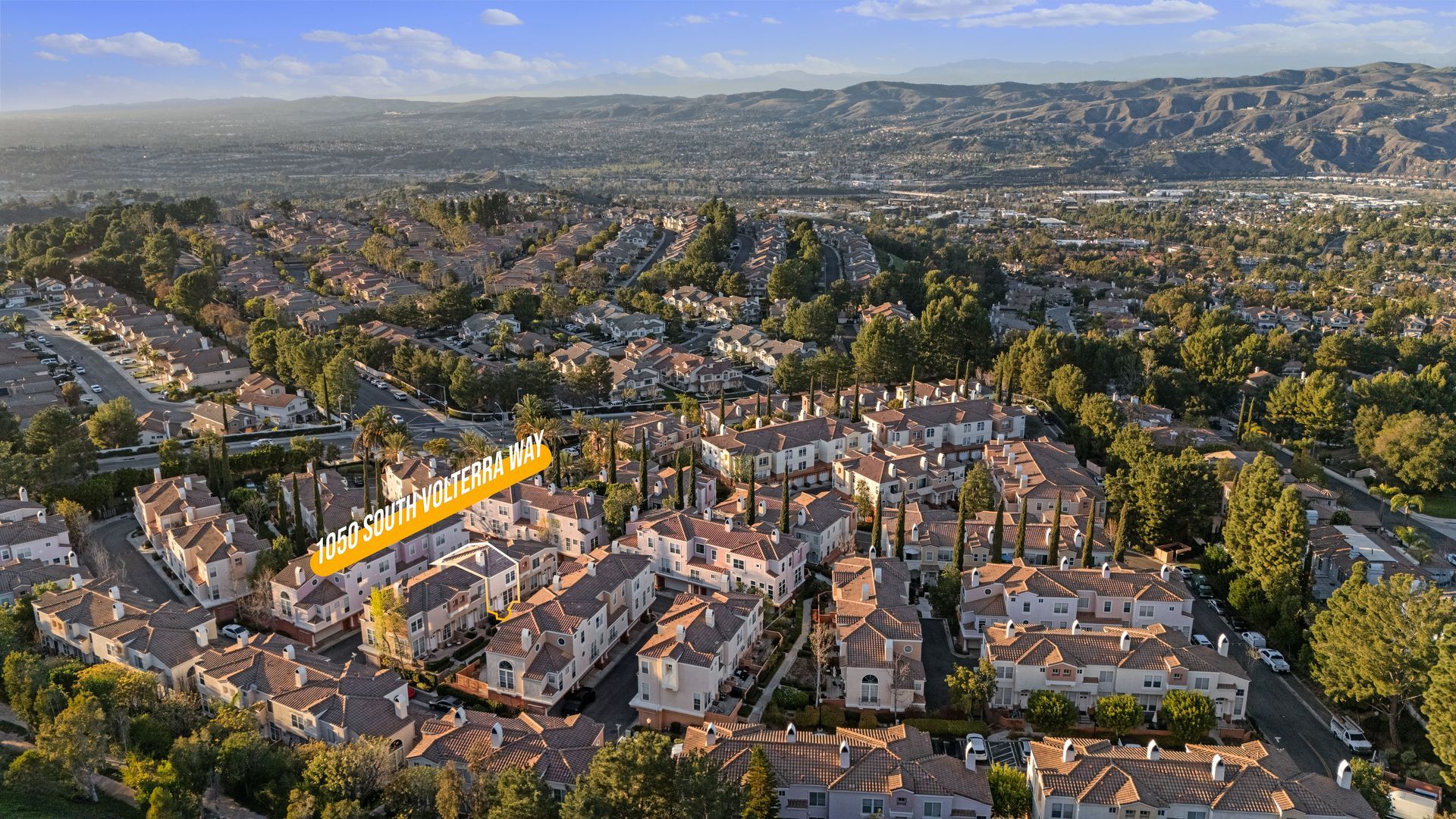 Building Photo - 1050 S Volterra Way