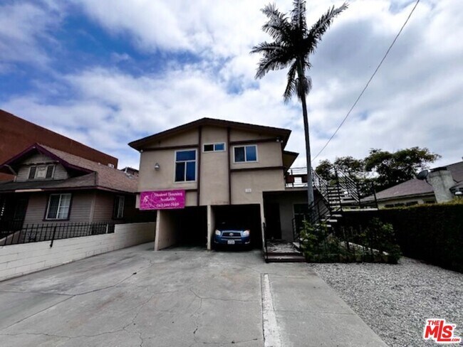 Building Photo - 1336 W 37th Dr