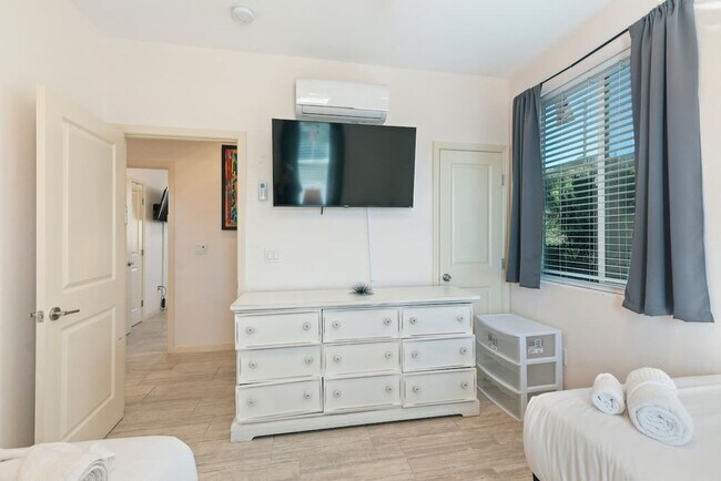 Building Photo - 17055 Rock Rd