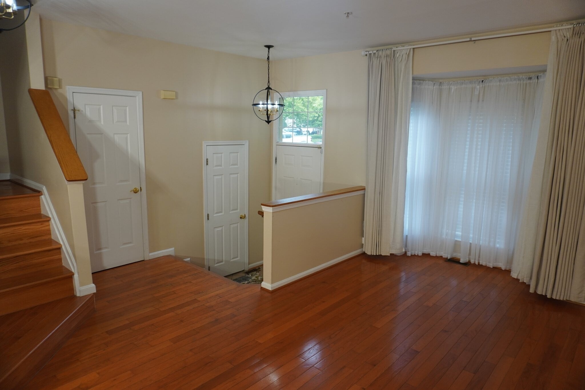 Building Photo - 8381 Township Dr