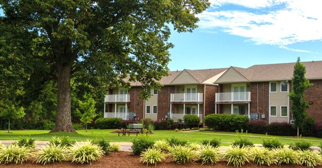 Primary Photo - Summerwind Apartments