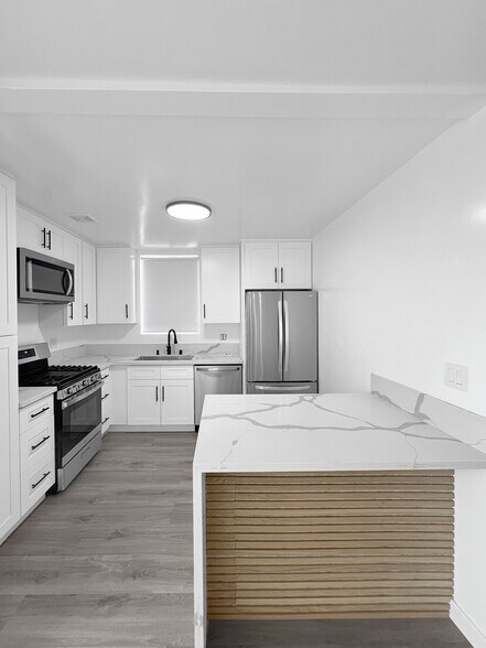 Building Photo - 1345 18th St