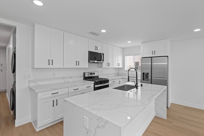 Building Photo - 4722 68th St