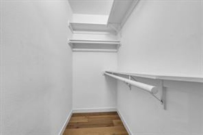 Building Photo - 4600 Cedar Mountain Dr