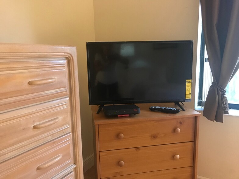 Building Photo - 19617 Sedgefield Ter