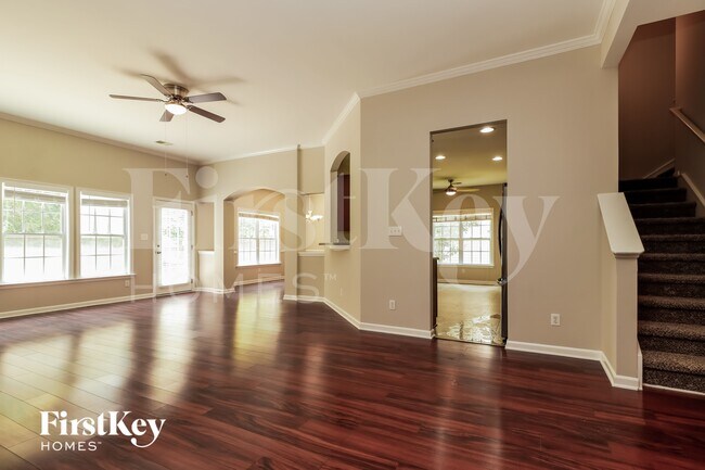 Building Photo - 9661 Pebble Creek Blvd