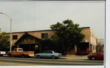 Building Photo - Westland @ Cherry