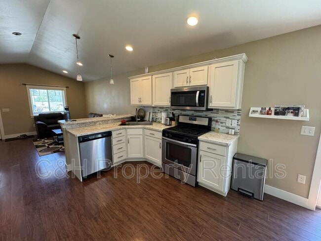 Building Photo - 1842 Stony Meadow Ln