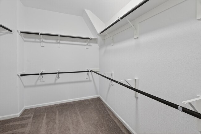 Building Photo - 5634 Amber Brook Ln