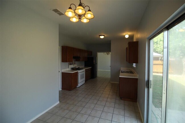 Building Photo - 12302 Uttimer Ln