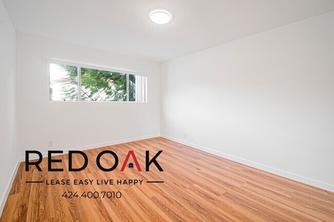 Building Photo - 463 S Maple Dr