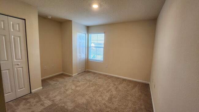 Building Photo - 365 Coastline Wy