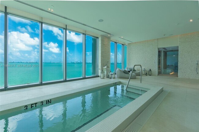 Building Photo - 3131 NE 7th Ave