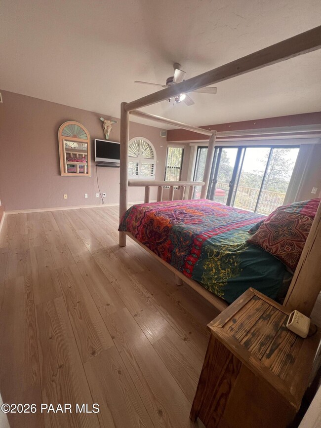 Building Photo - 3160 Rainbow Ridge Dr