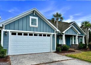 Building Photo - 102 Settlers Hammock Way