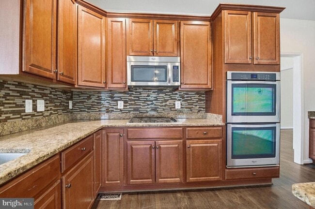 Building Photo - 950 Grouse Pointe Dr