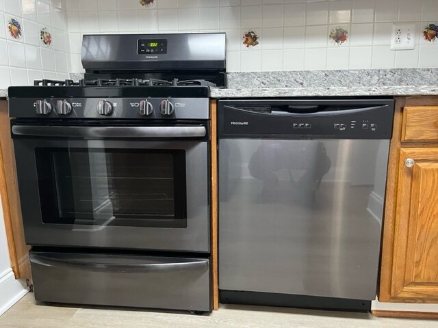 Building Photo - 1400 Northgate Sq